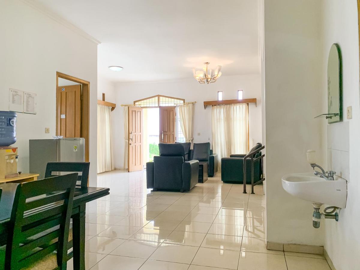 Cikundul Beranda Istirahat Villa 4Br At Galaxy Resort Puncak المظهر الخارجي الصورة